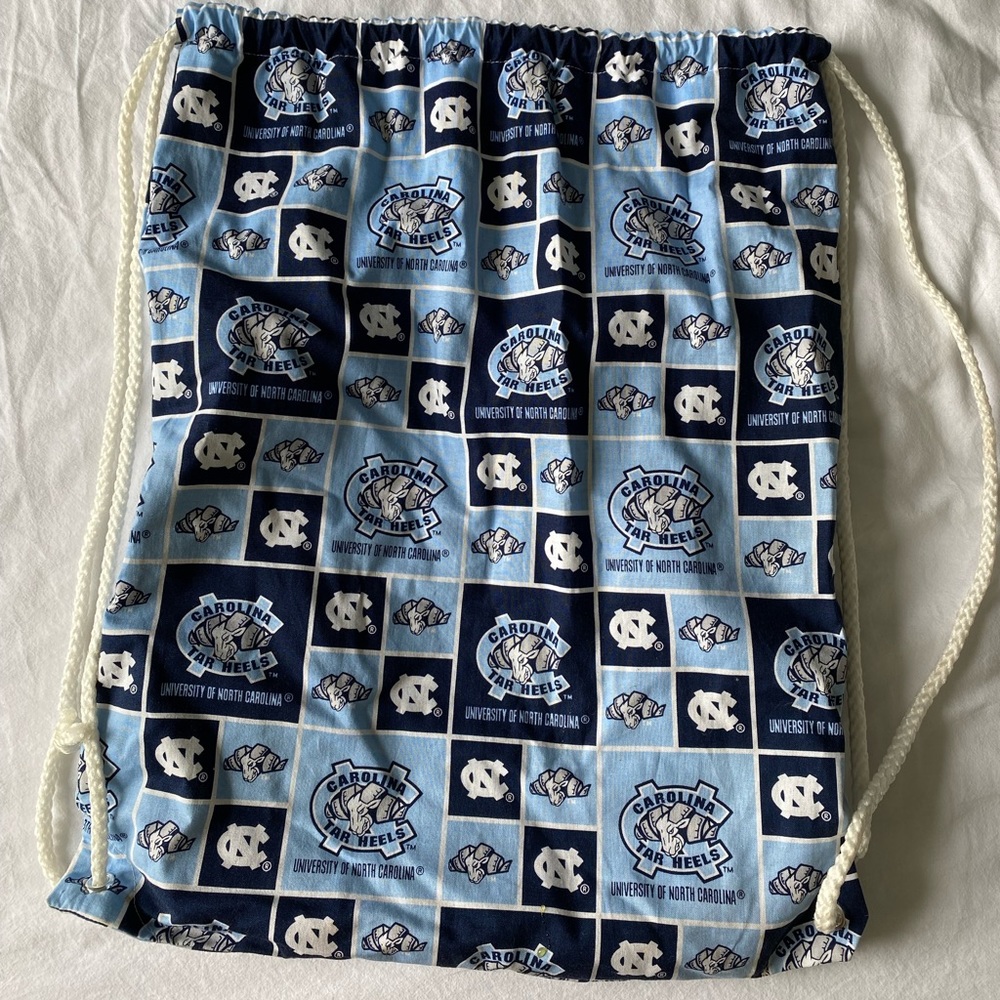 North Carolina Tar Heels drawstring bag